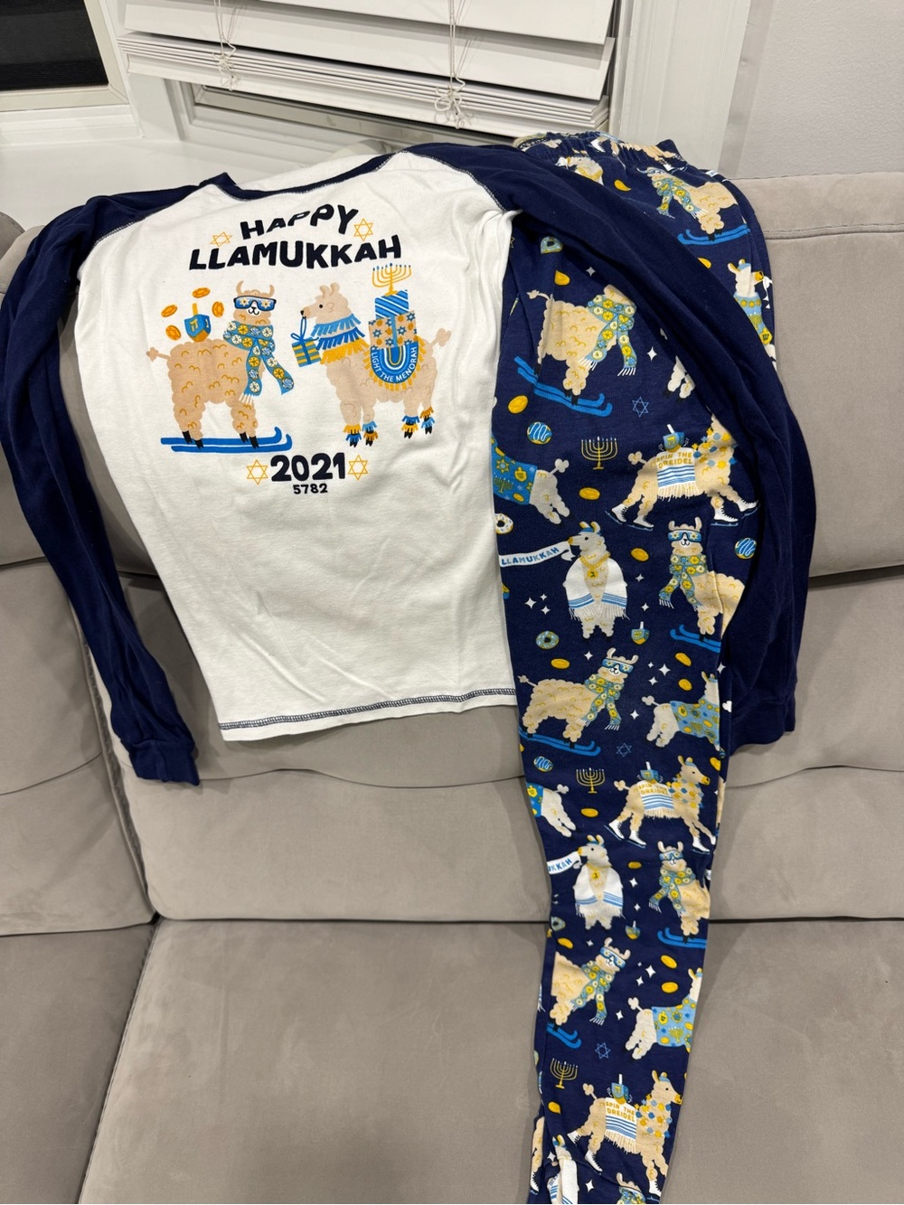 The Children's Place White & Navy Llamukkah Pajama Set